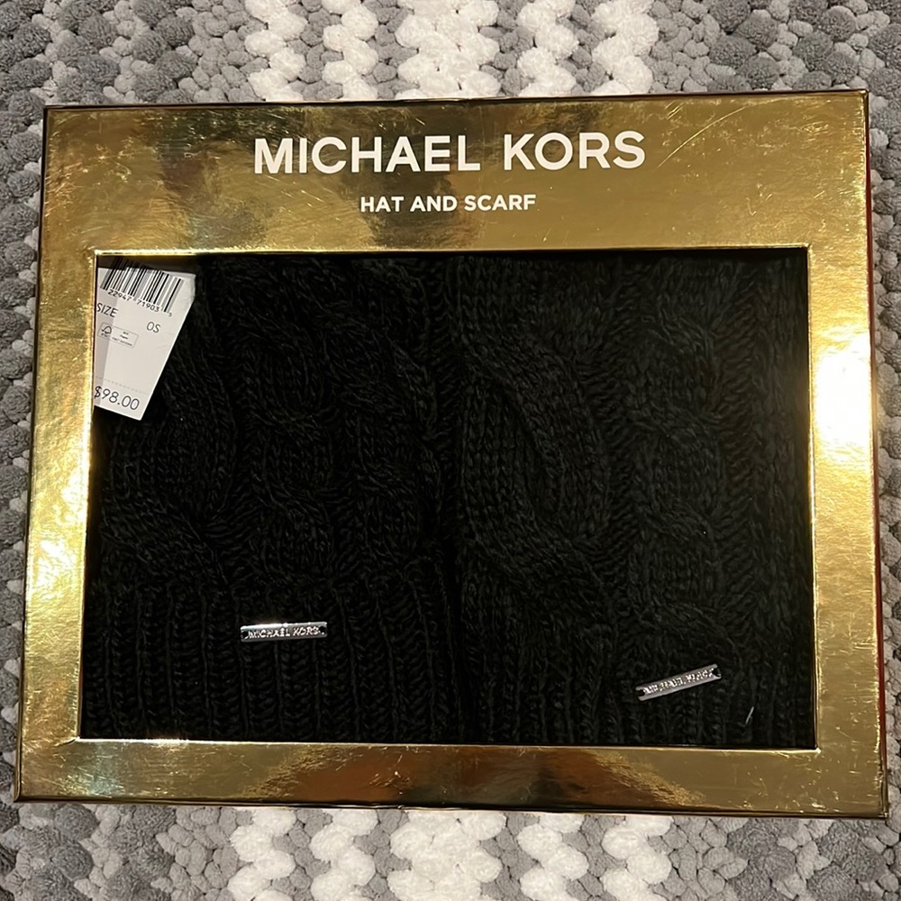 Michael Kors Hat and Scarf Gift Set- Black w/silver hardware